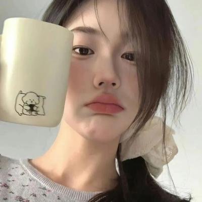 等爱的女神